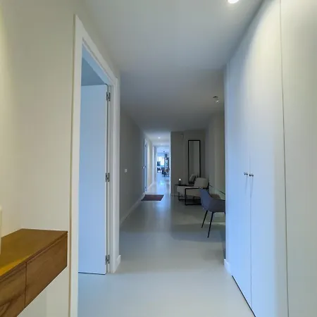 Parque 1-6c Magnificent 4 Bedrooms With Parking * Марбелья