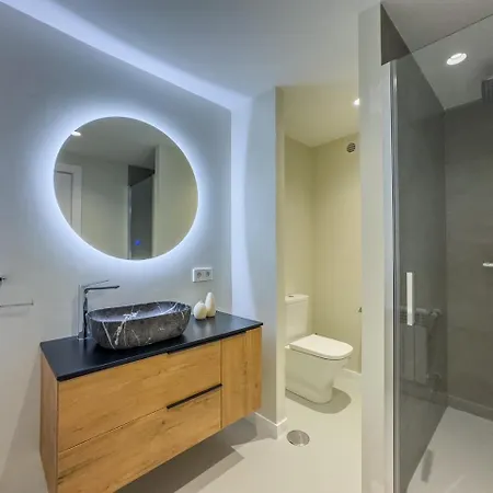 Parque 1-6c Magnificent 4 Bedrooms With Parking Apartament