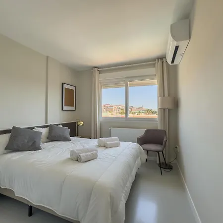 Parque 1-6c Magnificent 4 Bedrooms With Parking Lägenhet Marbella