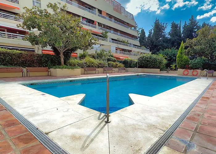 Parque 1-6c Magnificent 4 Bedrooms With Parking *