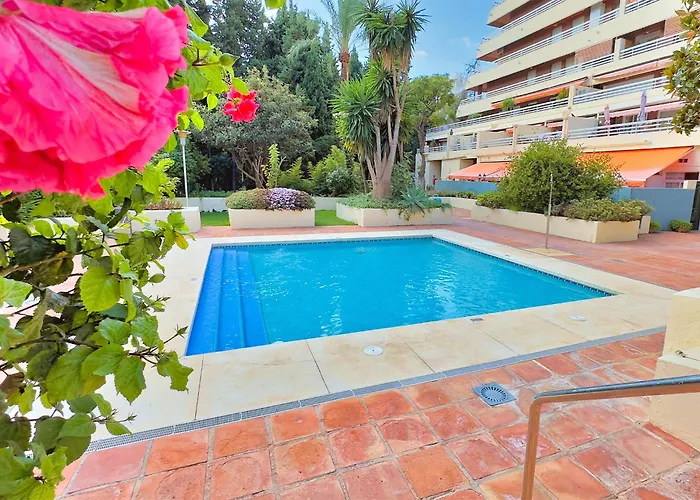 Parque 1-6c Magnificent 4 Bedrooms With Parking Marbella
