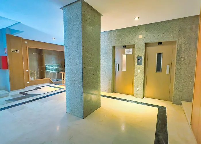 Parque 1-6c Magnificent 4 Bedrooms With Parking Appartement