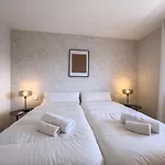 Parque 1-6c Magnificent 4 Bedrooms With Parking Marbella