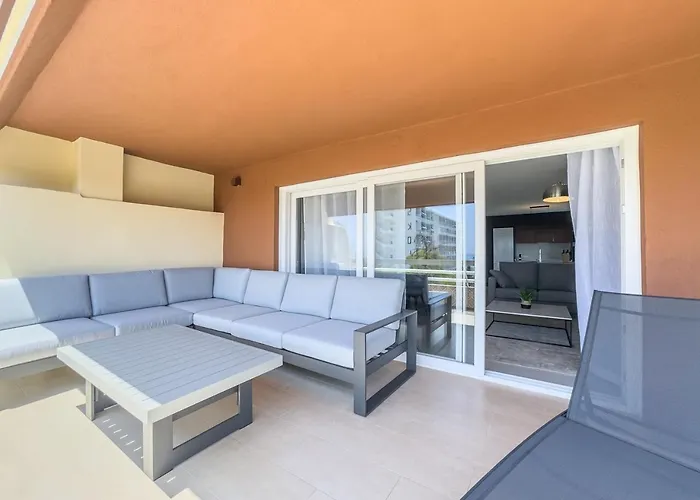Parque 1-6c Magnificent 4 Bedrooms With Parking Διαμέρισμα
